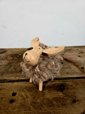 Jule elg | Brun Pels