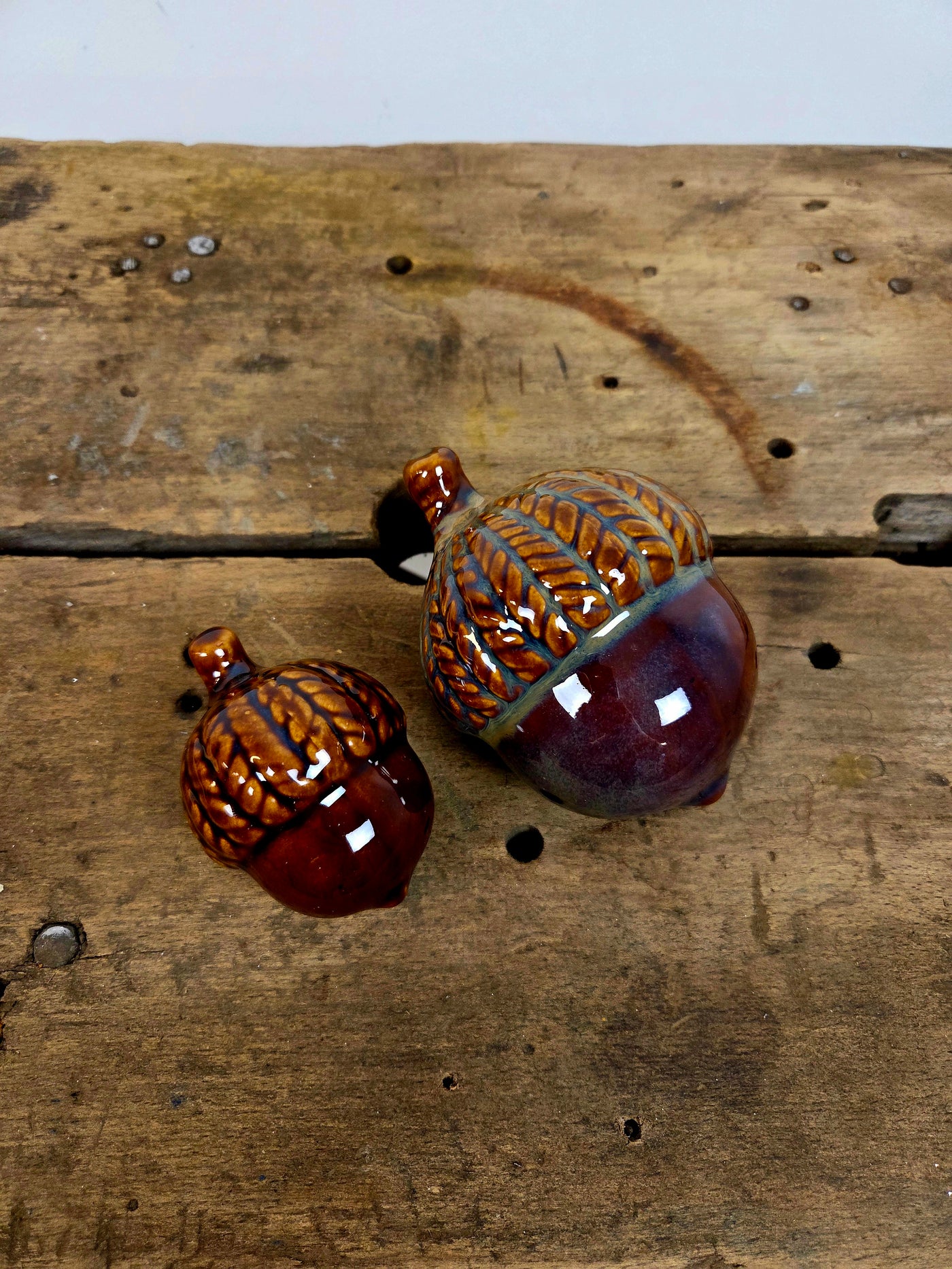 Dekorations Agern, Keramisk