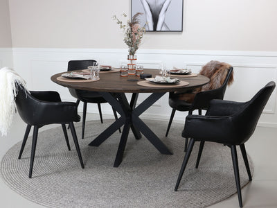 Rundt Spisebord i Massiv Eg | Model Boston På Opus Base