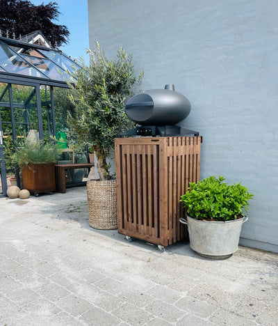 Altan Grillbord med Gasflaskeskjuler | Brunbejdset